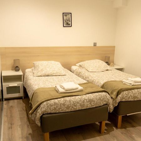 Appartement 1-4 Pers - Aeroport Cdg, Parc Expo, Villepinte - A L'Ombre Du Pin "9" Le Pin  外观 照片
